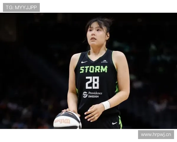 李月汝居然能边带娃边拿MVP？这生活谁顶得住啊！